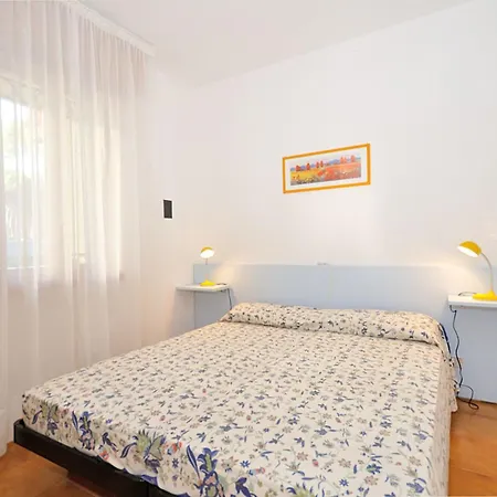 Friuli-4 By Interhome شقة